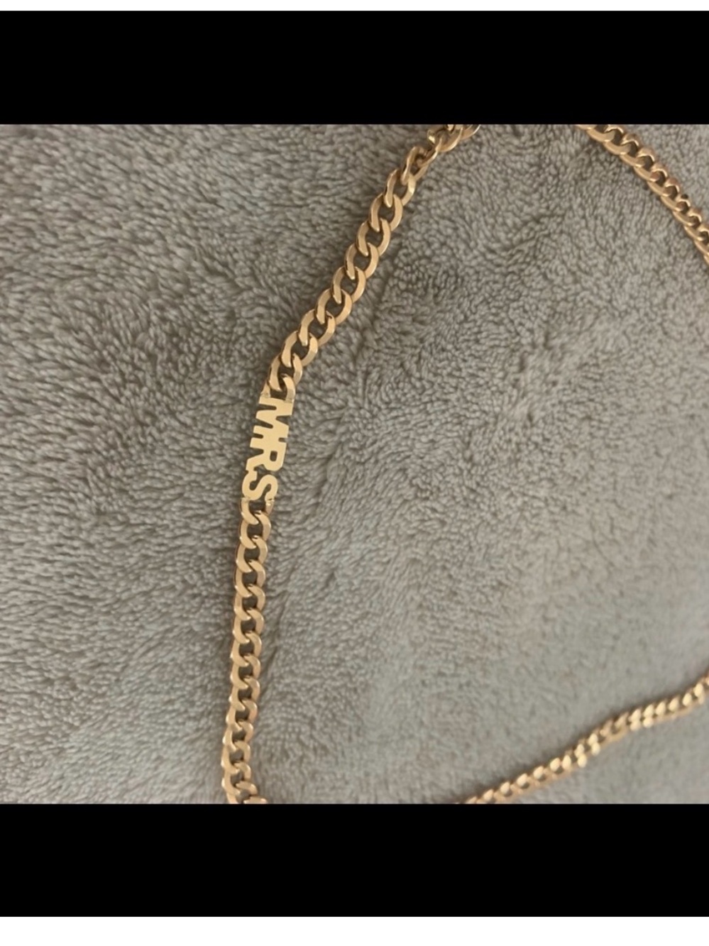 Gold 'MRS' Curb Chain Choker Necklace - Picture 4 of 4